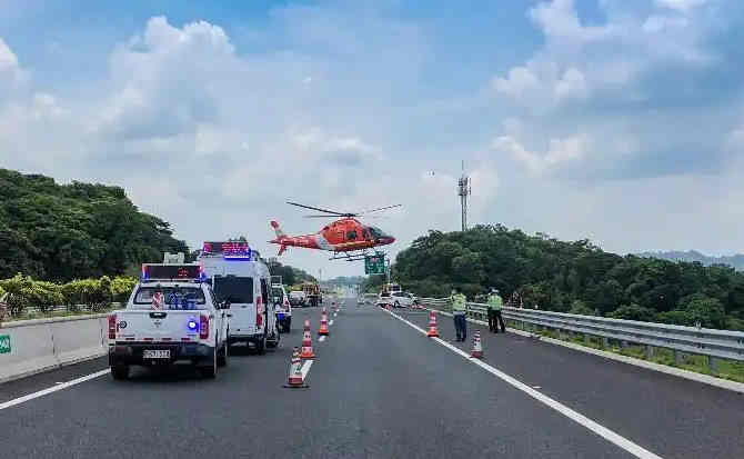 旬邑高速公路汽车救援案例